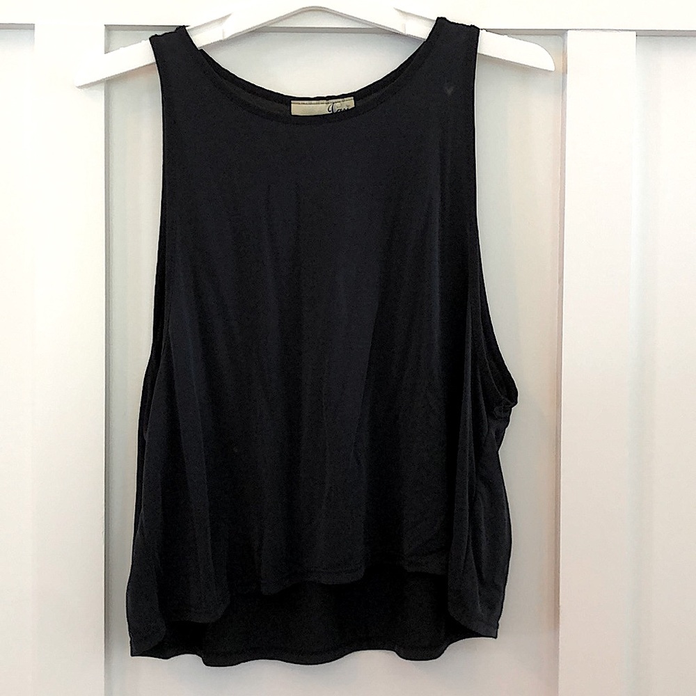 Black crop top